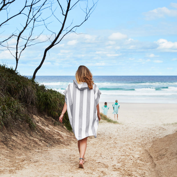 dock and bay poncho adults